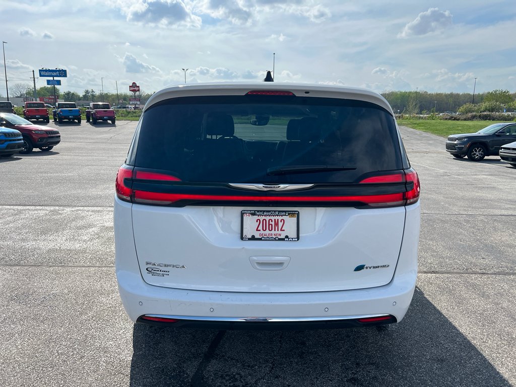2024 Chrysler Pacifica PHEV Select - Photo 7