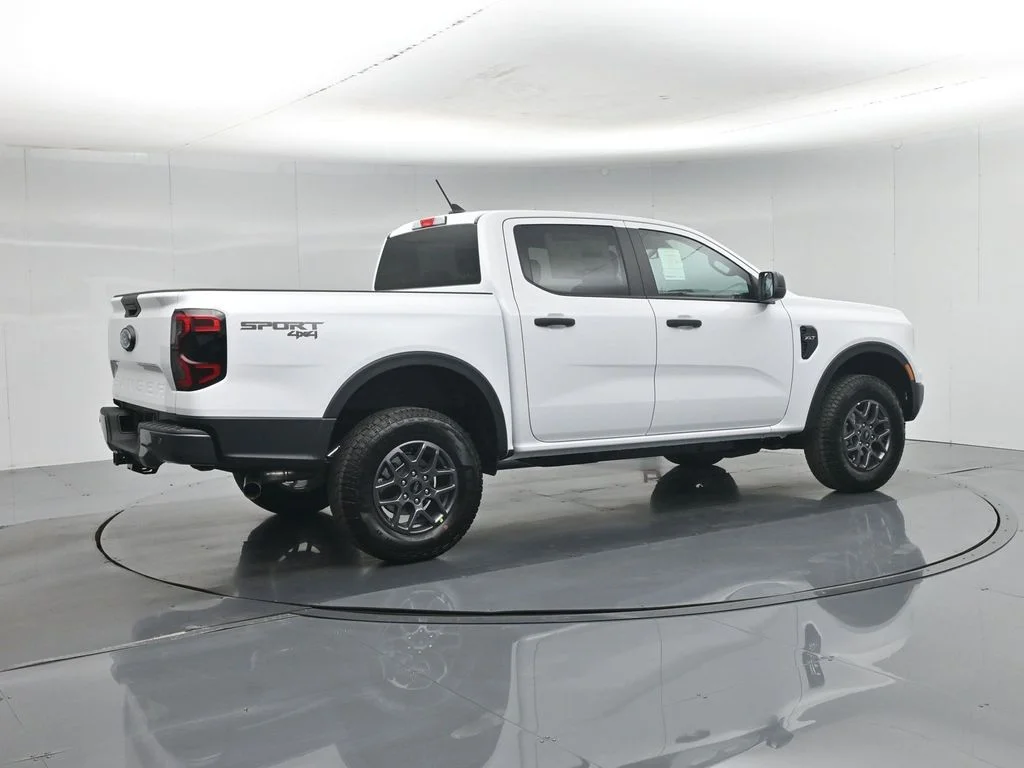 New 2026 Oxford White Ford XLT image 24