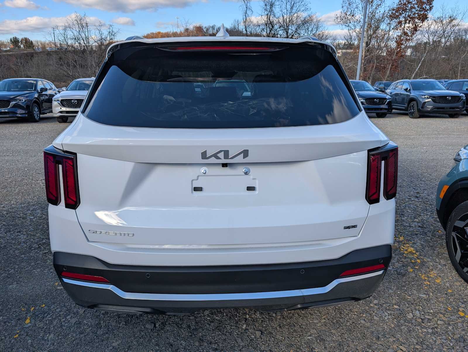 2026 Kia Sorento EX - Photo 8