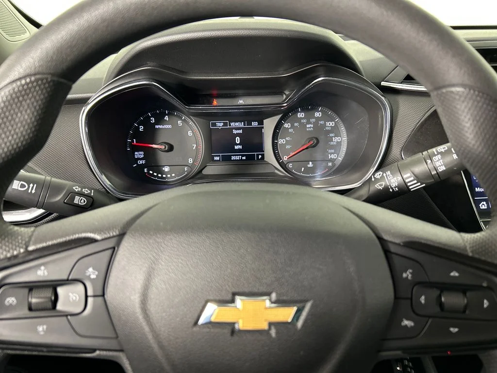 Used 2023 Gray Chevrolet LT image 13