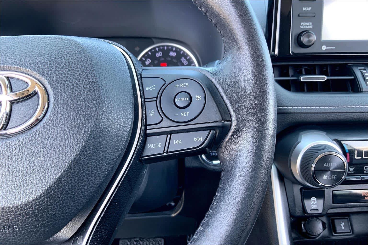 Used 2021 Magnetic Gray Metallic Toyota XLE Premium image 24