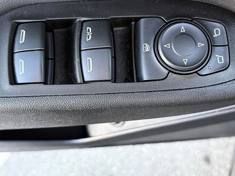 Used 2022 Blue Glow Metallic Chevrolet LT image 17