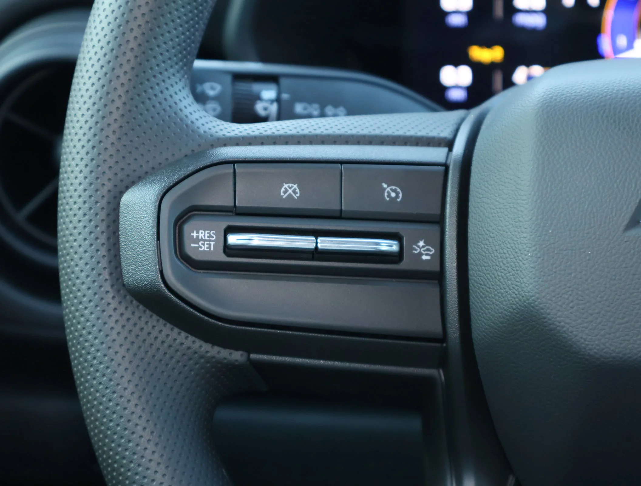 2026 Chevrolet Colorado Trail Boss - Photo 11
