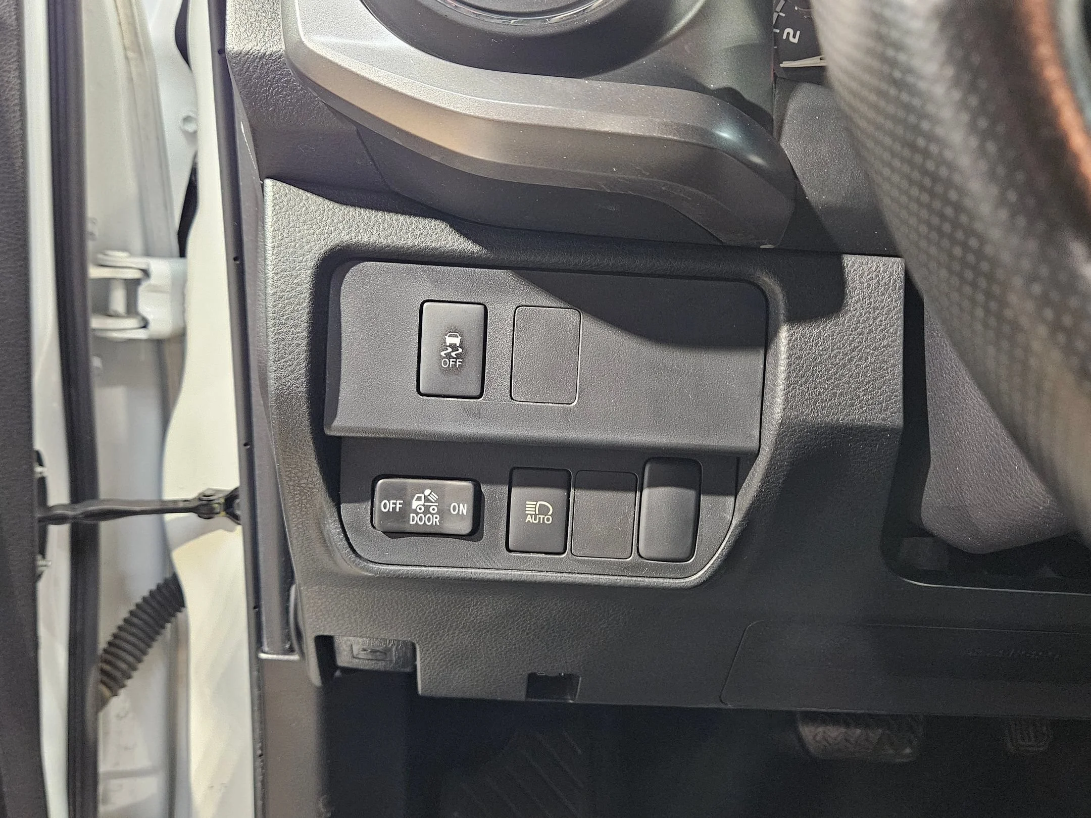 Used 2023 Ice Cap Toyota SR5 image 20