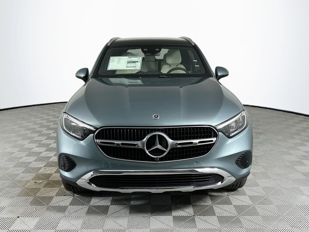New 2026 Verde Silver Metallic Mercedes-Benz GLC 300 image 2