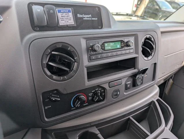 New 2026 Oxford White Ford E-350 SRW image 23