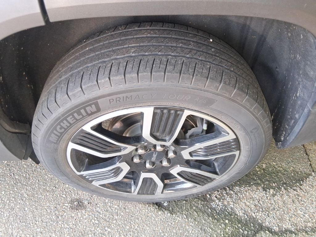Used 2021 Blue GMC SLE image 14