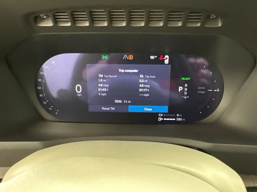 New 2026 Vapour Grey Volvo Ultra image 30