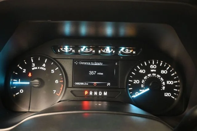 Used 2019 Gray Ford XL image 21