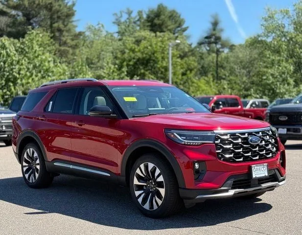 2026 Ford Explorer Platinum™