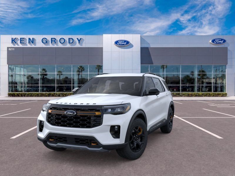 New 2026 Star White Metallic Tri-Coat Ford Tremor image 3