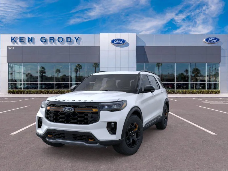 New 2026 White Ford Tremor image 3