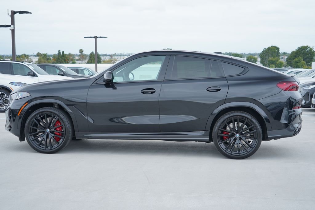 New 2027 Black Sapphire Metallic BMW M60i image 4