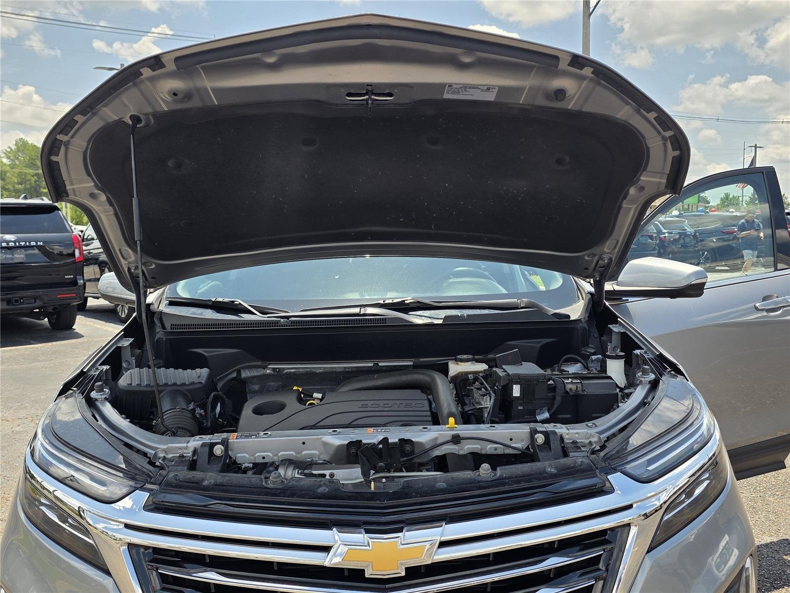 Used 2023 Sterling Gray Metallic Chevrolet Premier image 31