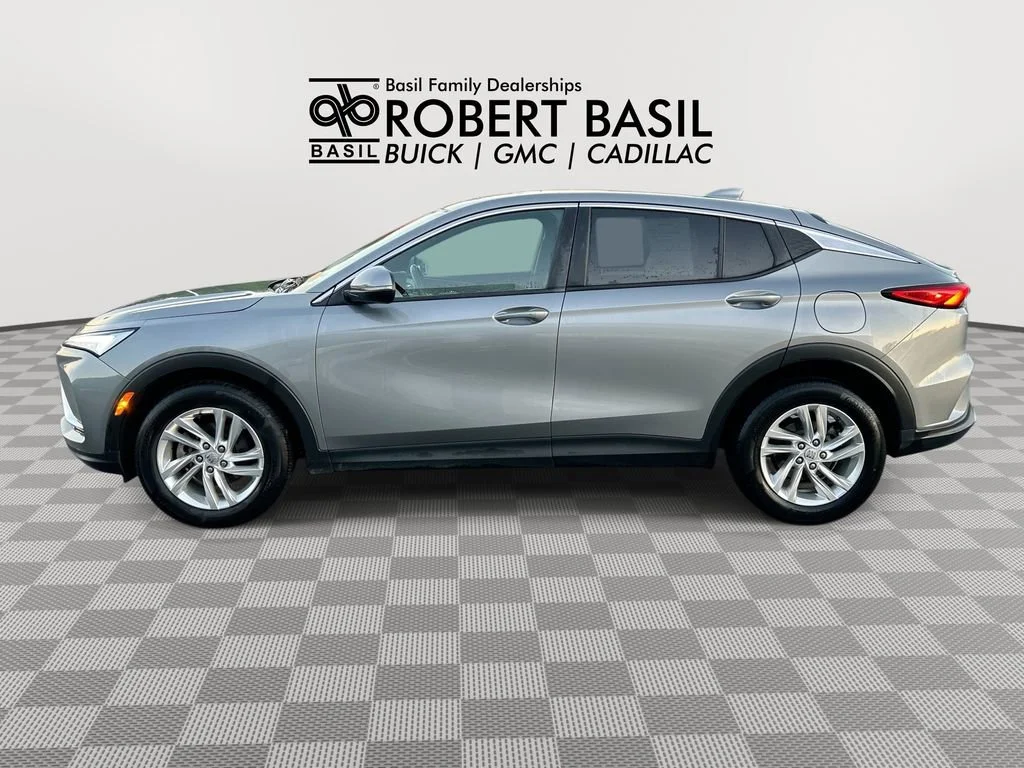Used 2024 Moonstone Gray Metallic Buick Preferred image 5