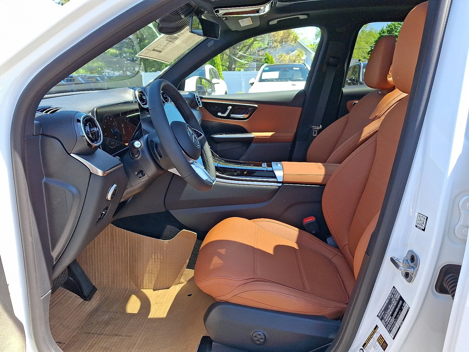 Used 2026 Polar White Mercedes-Benz GLC 300 image 6