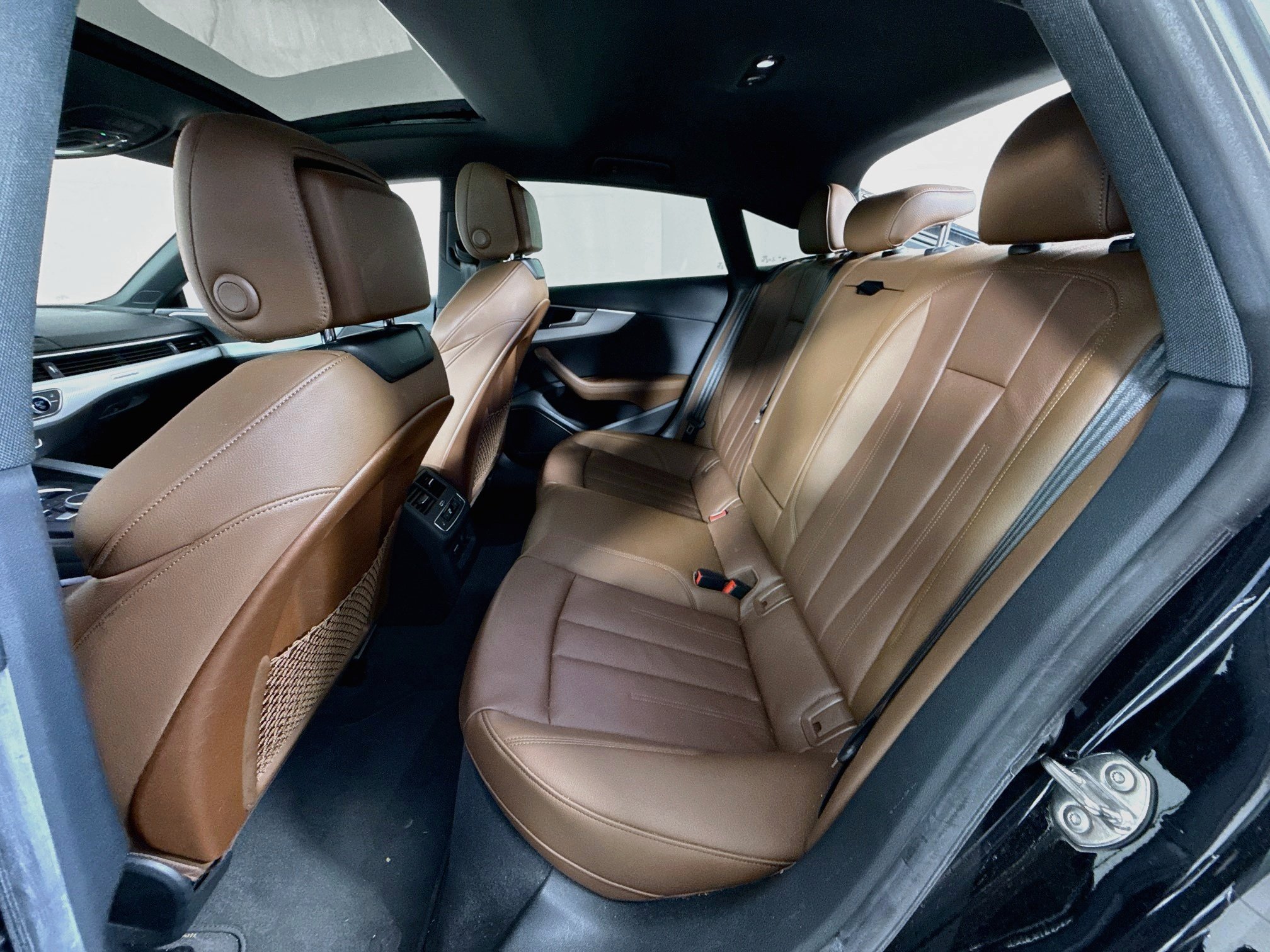 Used 2019  Audi Premium Plus image 25