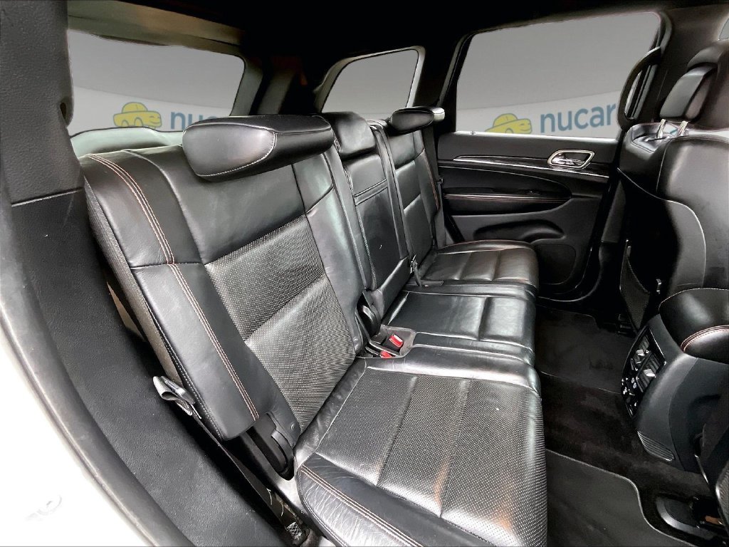Used 2016 Bright White Clearcoat Jeep Limited image 15