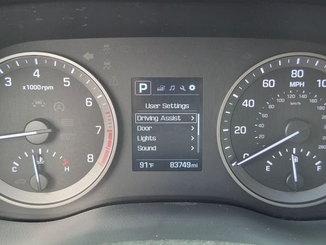 Used 2018 Molten Silver Hyundai Value image 33