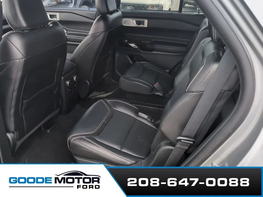 2023 Ford Explorer ST - Photo 11