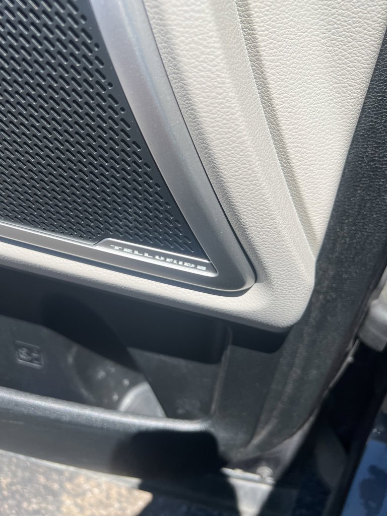 Used 2020 Gray Kia EX image 15