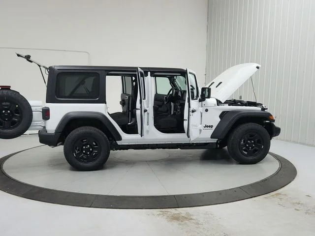New 2026 Bright White Clear-Coat Exterior Paint Jeep Sport image 16
