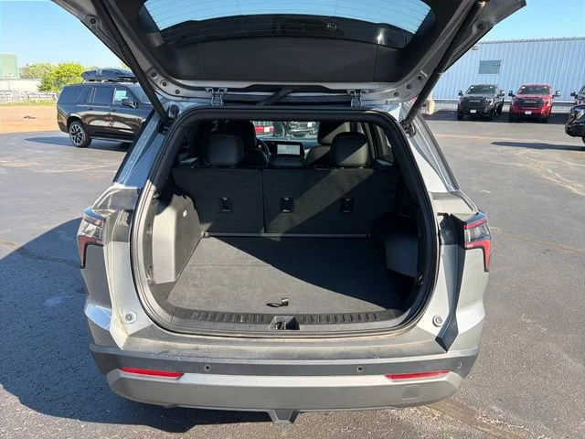 Used 2026 Sterling Gray Metallic Chevrolet LT image 27