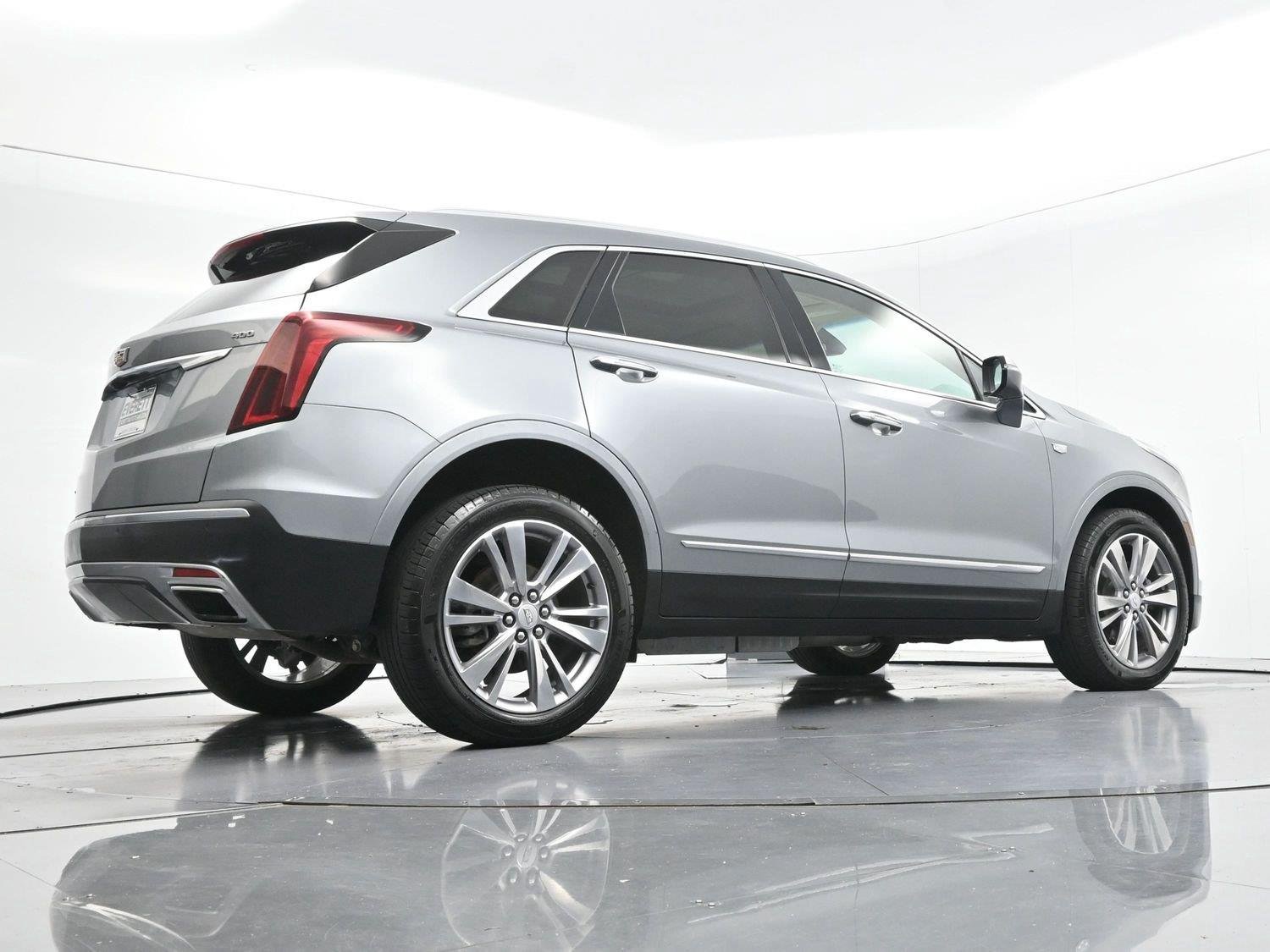 Used 2024 Argent Silver Metallic Cadillac Premium Luxury image 49