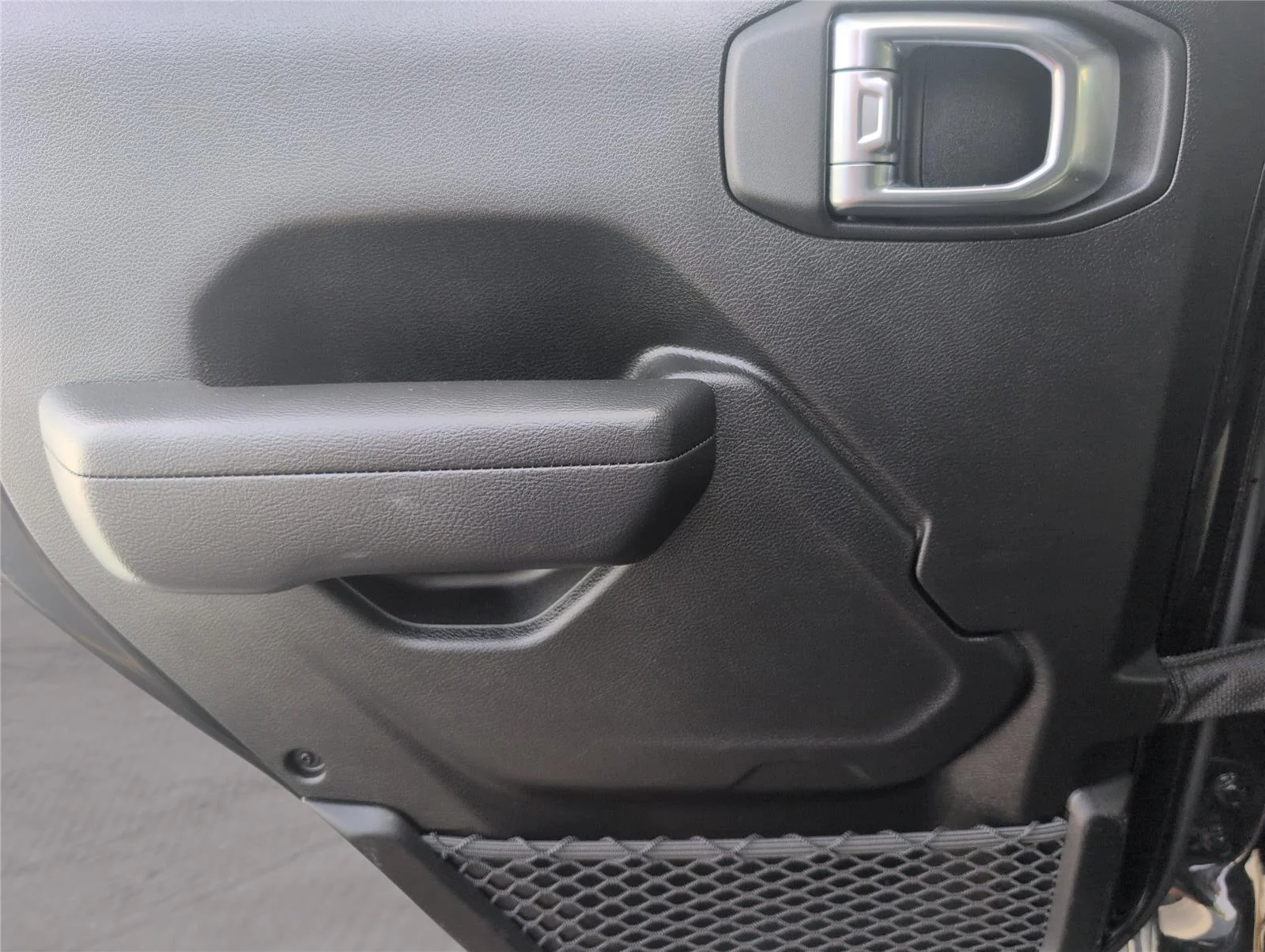 Used 2025 Black Clearcoat Jeep Rubicon image 32