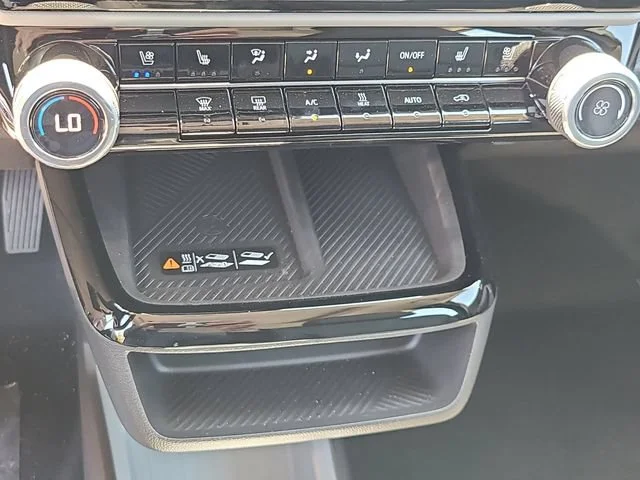 New 2027 Habanero Orange Chevrolet RS image 30