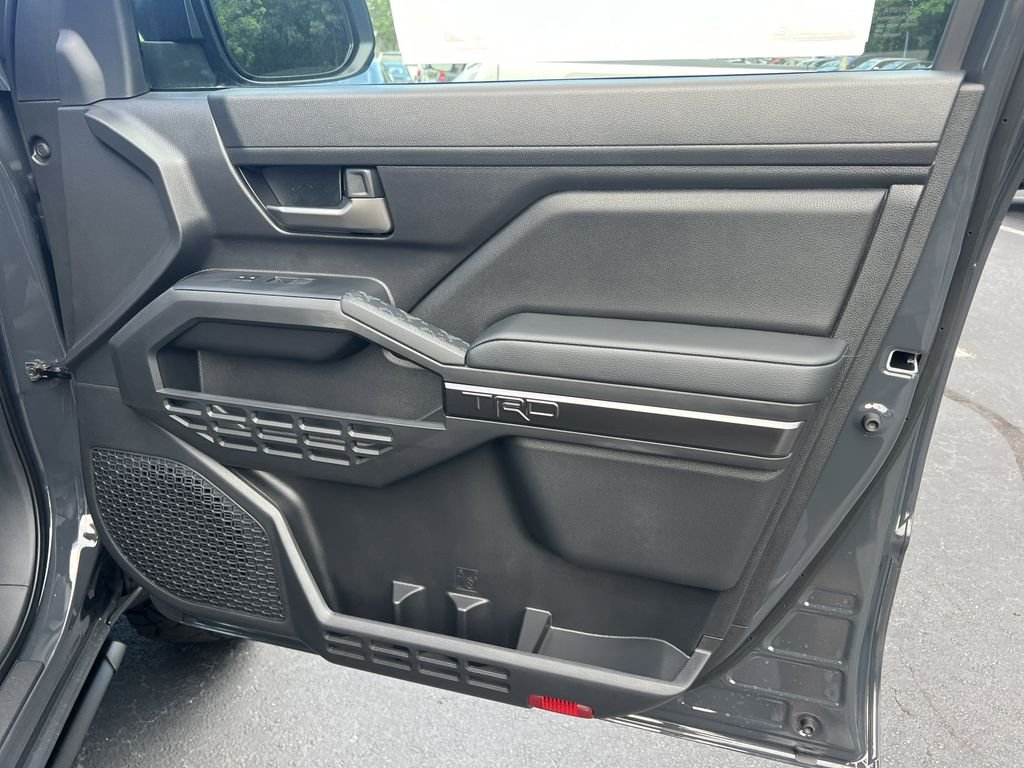 2025 Toyota Tacoma TRD Off Road - Photo 14