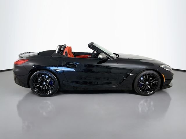 Used 2026 Black Sapphire Metallic BMW sDrive M40i image 9
