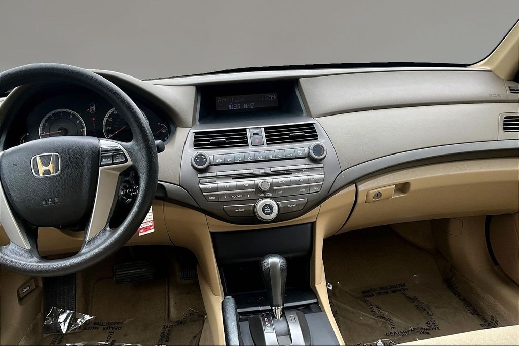 Used 2010 Maroon Honda LX image 9