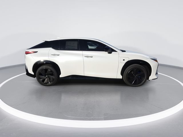 New 2026 Oxygen White Lexus F SPORT AWD image 9