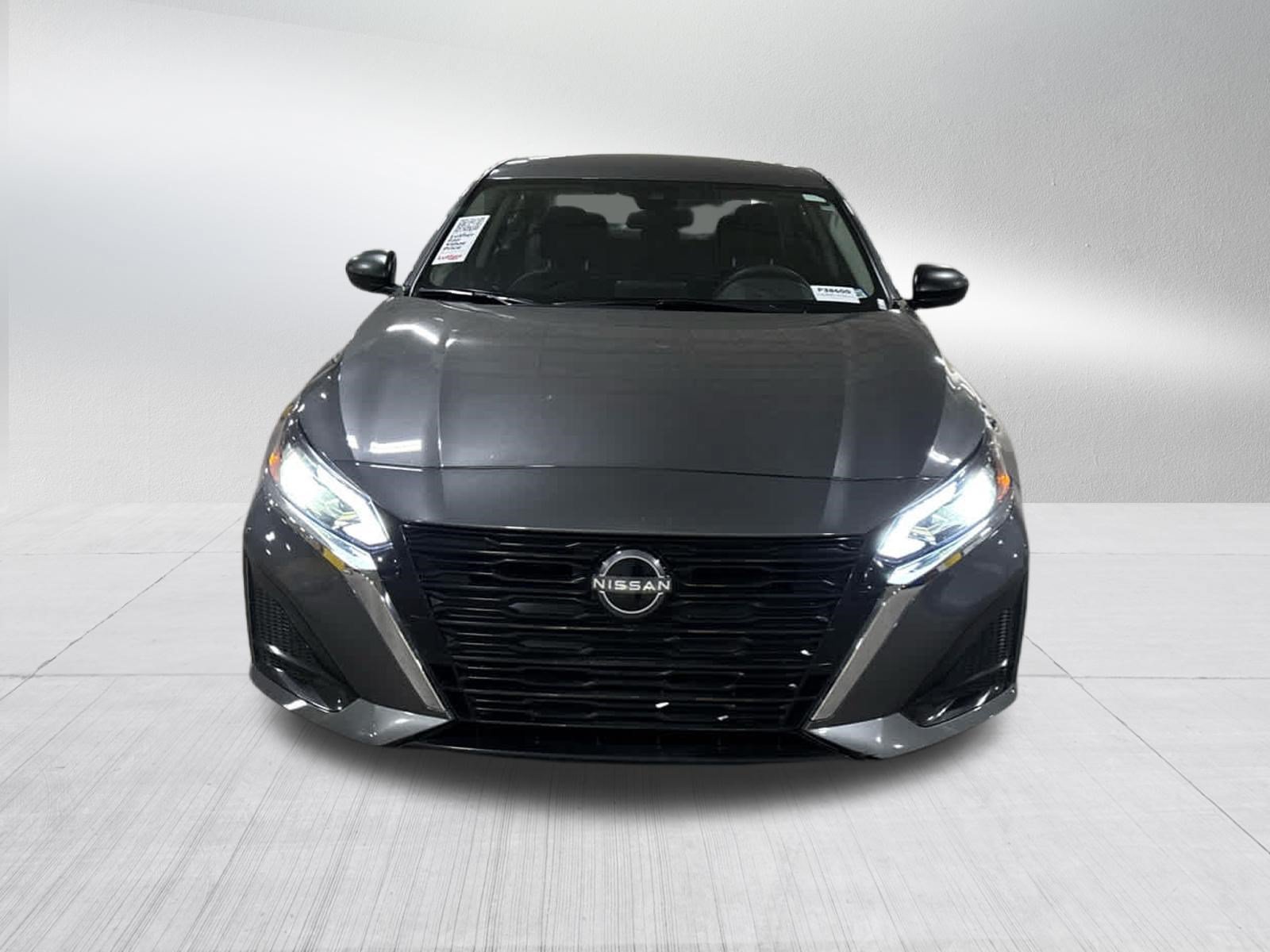 Used 2025 Gun Metallic Nissan SV image 2