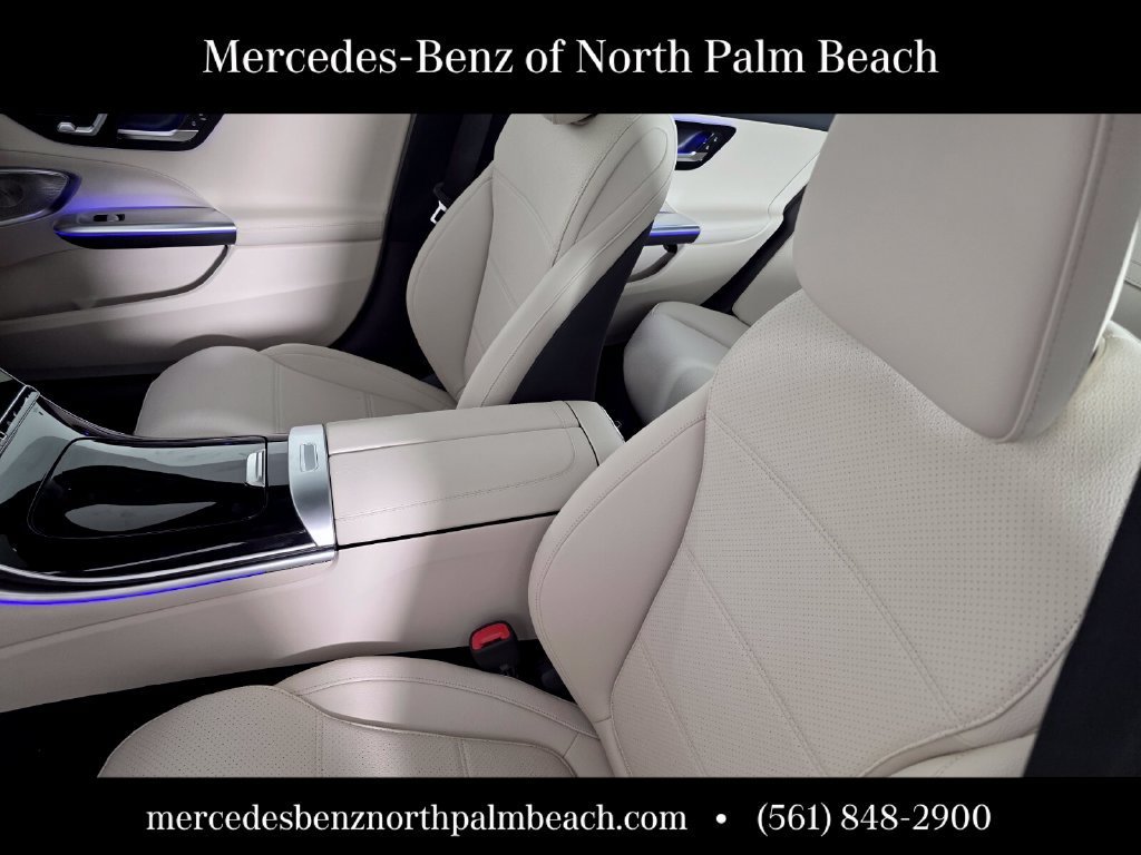 New 2026 Selenite Grey Metallic Mercedes-Benz C 300 image 37