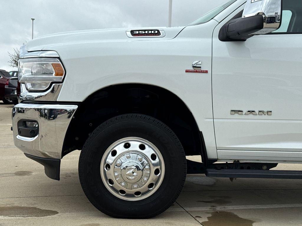Used 2024 White Ram Laramie image 5