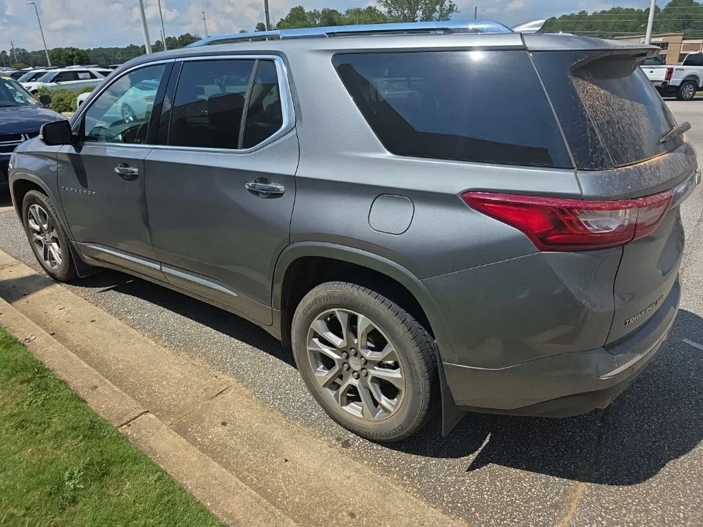 Used 2020 Satin Steel Metallic Chevrolet Premier image 12