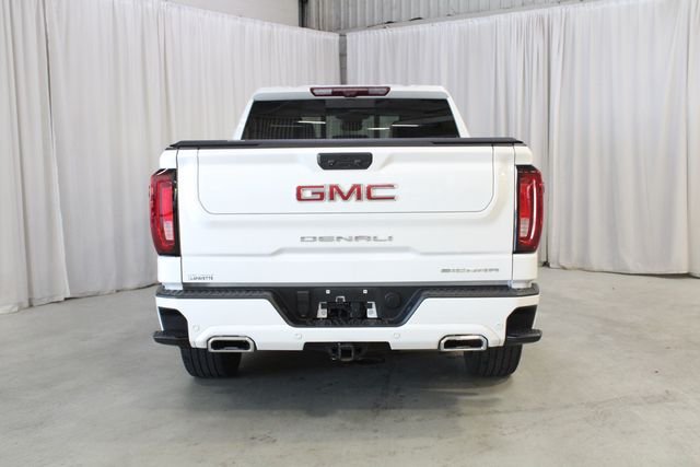 Used 2024 White GMC Denali image 25