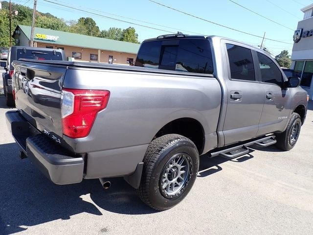 Used 2024 Gray Nissan SV image 8