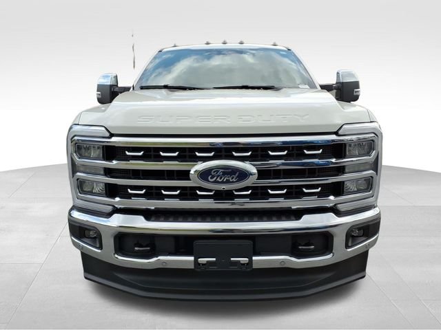 New 2026 Star White Metallic Tri-Coat Ford Lariat image 16