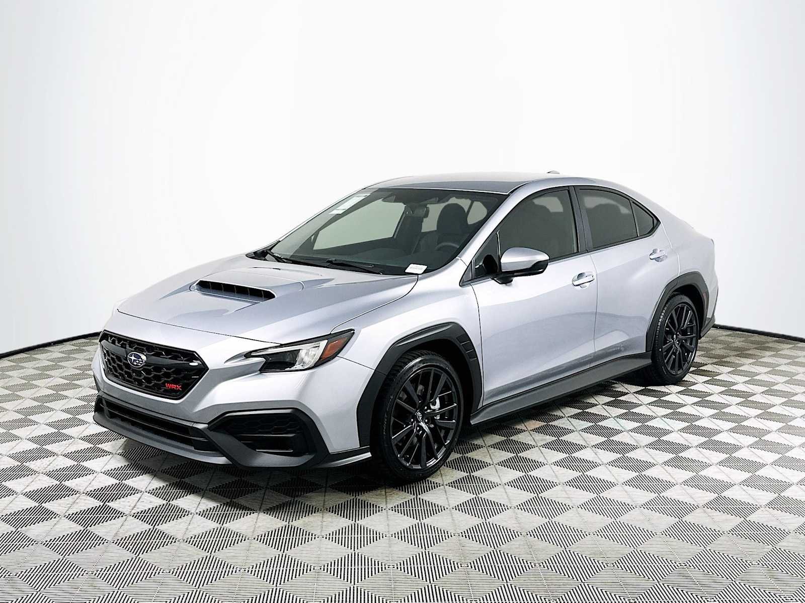 New 2026 ICE SILVER METALLIC Subaru Base image 3