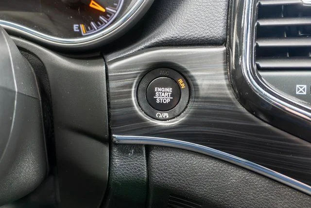 Used 2022 White Jeep Limited image 27