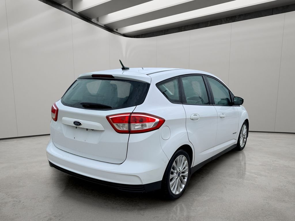 Used 2018 White Gold Metallic Ford SE image 6