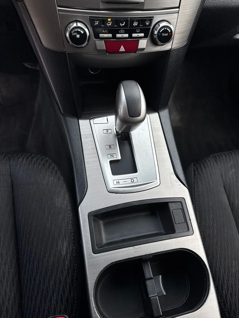 Used 2011 Silver Subaru 2.5i Premium image 18