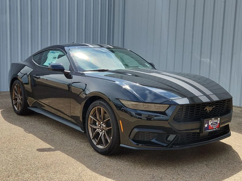 2026 Ford Mustang EcoBoost Fastback's photo