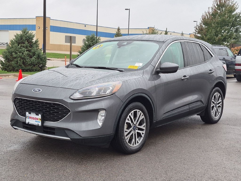 Used 2022 Gray Ford SEL image 3