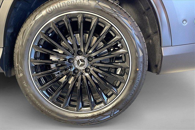 New 2026 MANUFAKTUR exclusive graphite grey magno Mercedes-Benz GLC 300 image 59