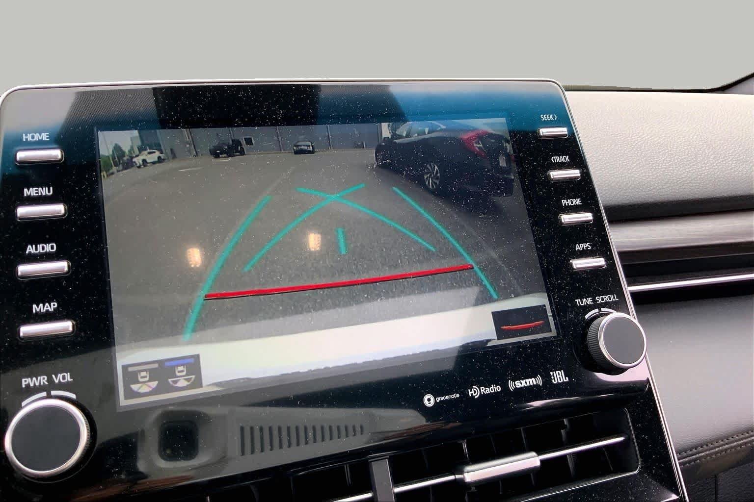 Used 2019 Wind Chill Pearl Toyota XLE image 27