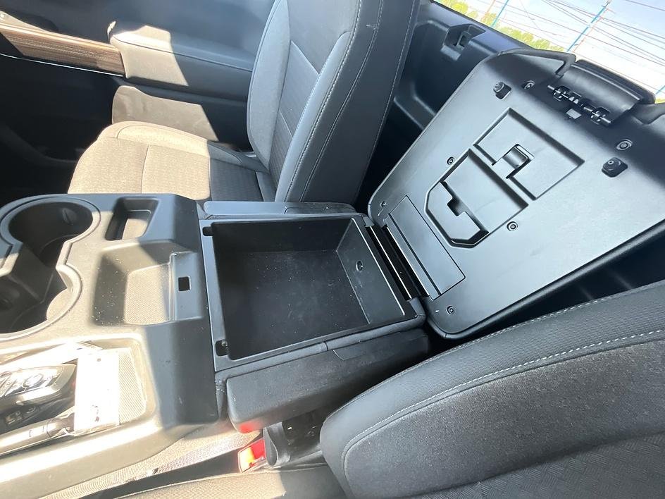 Used 2025 Gray Chevrolet LT image 29